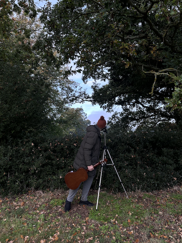 Descriptive alt text